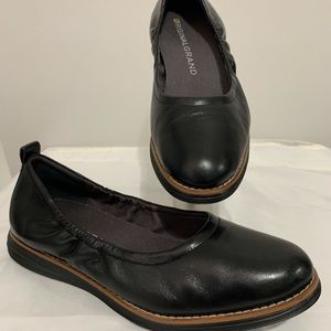 NWOB COLE HAAN Original Grand.OS Ballet Flats in Black Leather (Sz 6)!